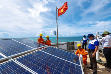 Ngành thiết bị năng lượng tái tạo: Xu hướng tất yếu trong giai đoạn chuyển đổi xanh 