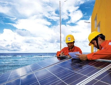 Thiết bị năng lượng mặt trời tại TP.HCM – Giải pháp tiết kiệm điện bền vững cho hộ gia đình & doanh nghiệp 